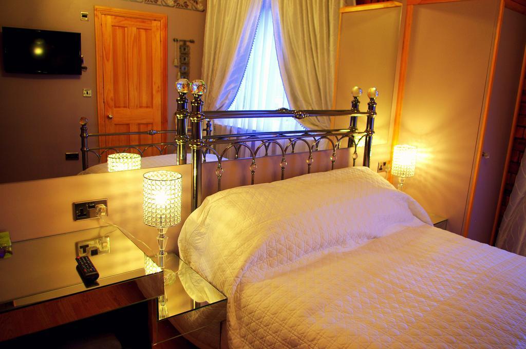 Crown House Suites Halifax Ruang foto